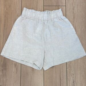 H&M High Waist Linen Blend Cream Shorts